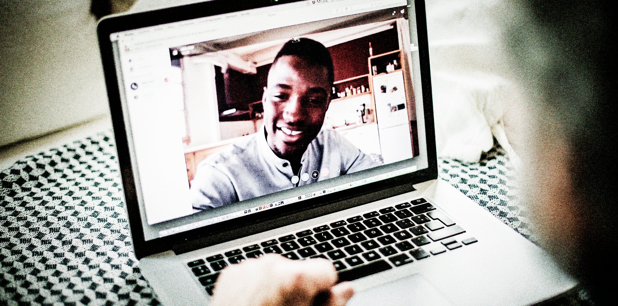 Two person in a video call through the computer